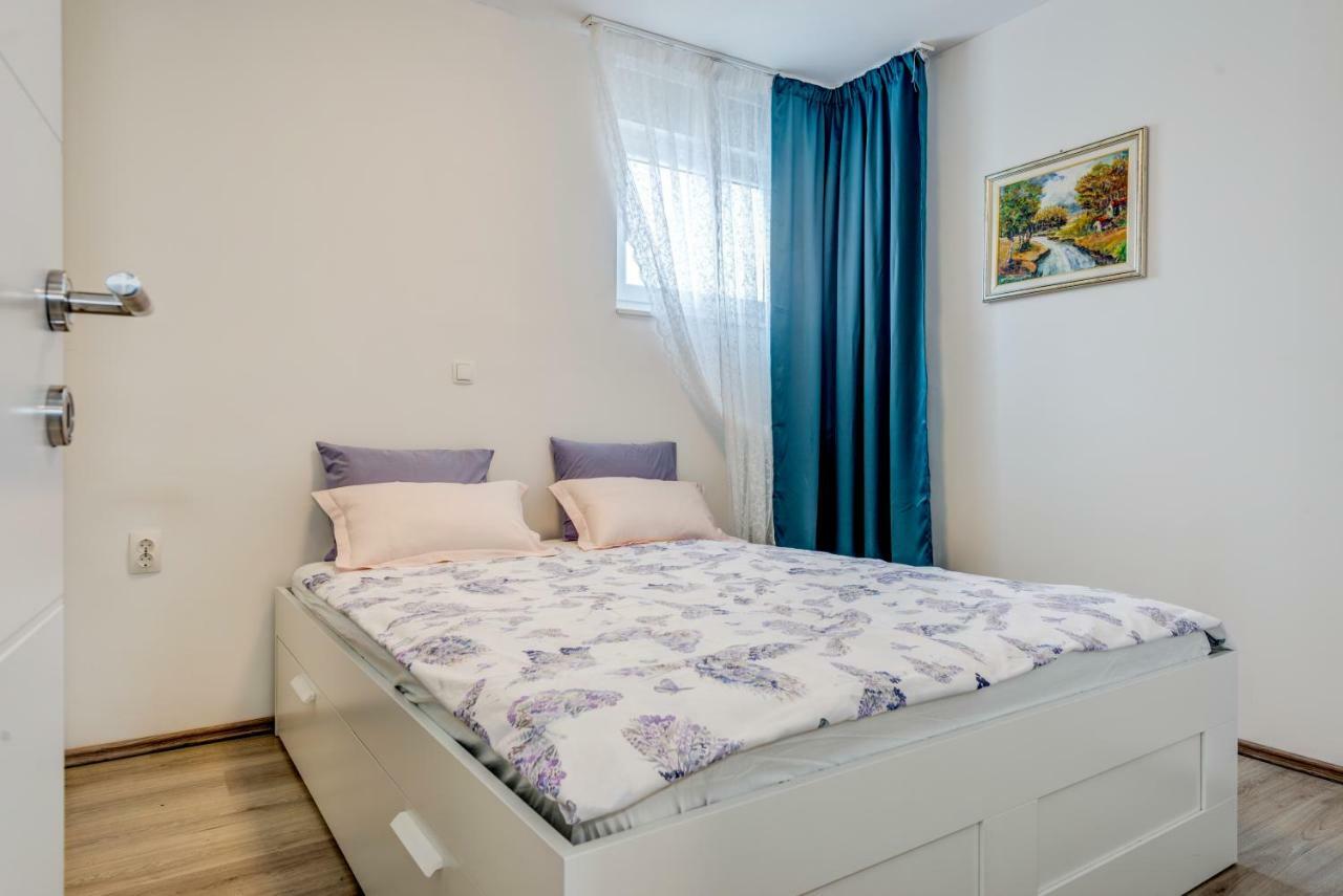 Apartment Zara Spalato Esterno foto