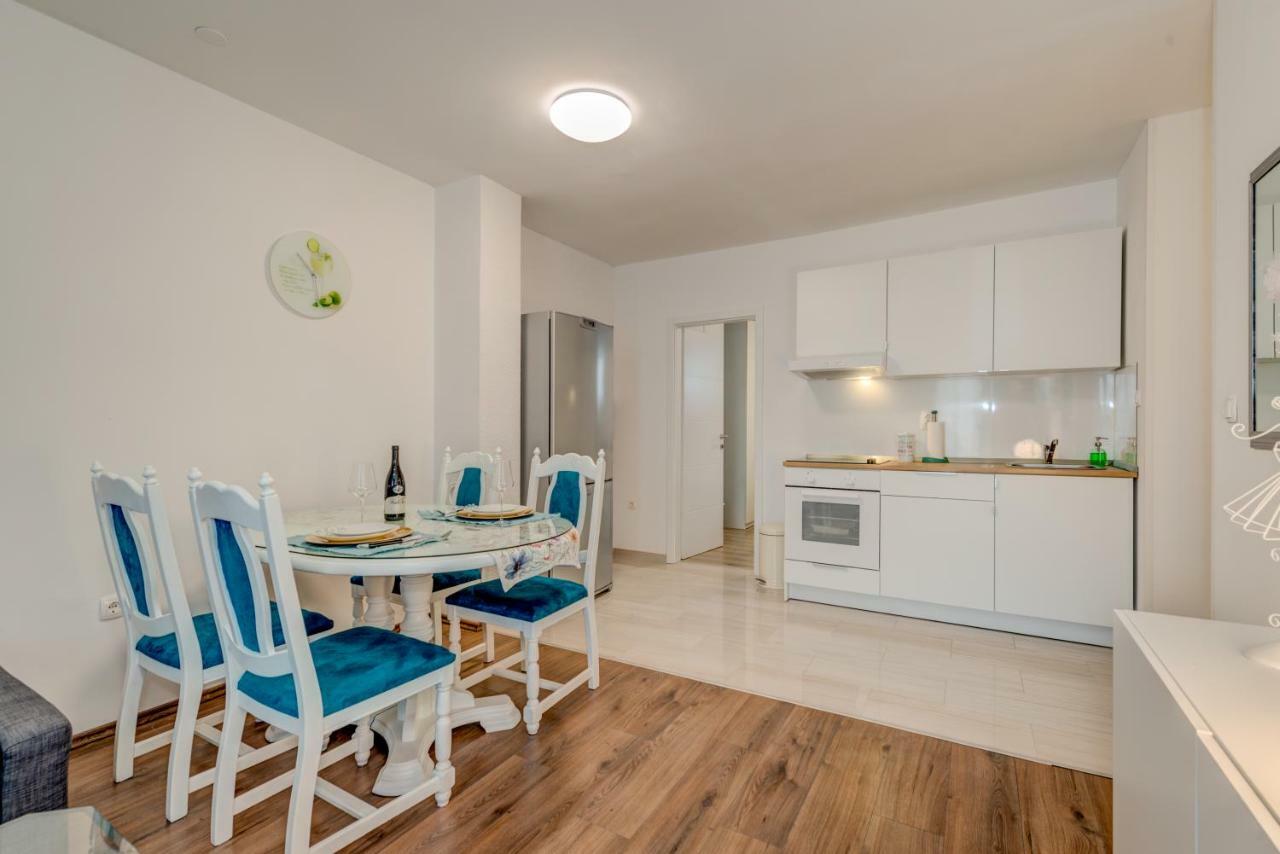 Apartment Zara Spalato Esterno foto